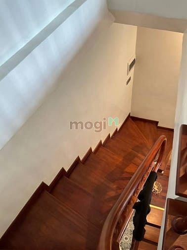 Cần bán nhà ngõ Đông Thiên, giá 15.5 tỷ, hơn 50m2x6T, thang máy