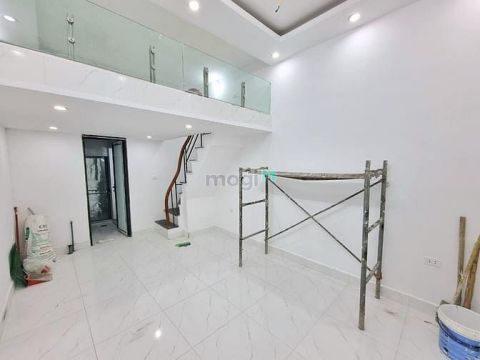 Tôi cần bán nhà Lạc Long Quân, giá 16 tỷ, 55m2x5T, ô tô đỗ