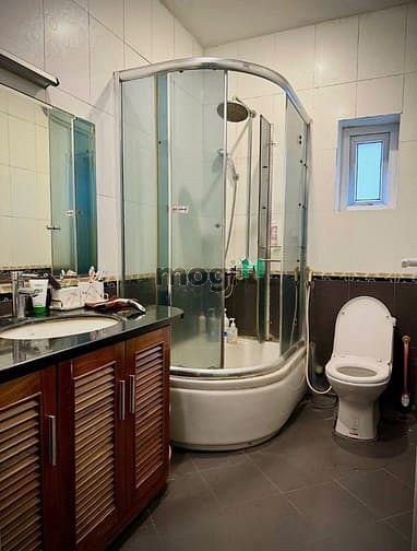 Bán gấp nhà MP Nguyễn Công Hoan, giá 61 tỷ, hơn 100m2, KD lớn