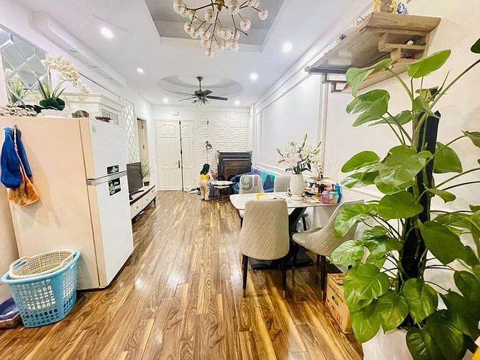 Sốc chỉ 3 tỷ- Chung Cư A6C - Nam Trung Yên - Cầu Giấy DT 58M-2 N- 2VS