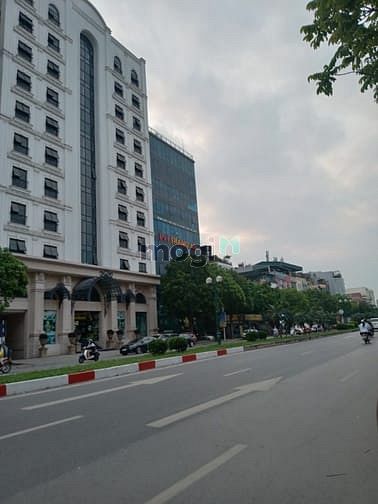 Thật nhanh, Bán nhà CCCC Ngọc Lâm Long Biên 87m 3.9tỷ góc cao mặt phố