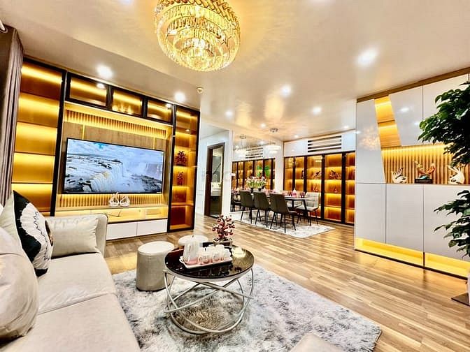 Giật mình 5,3 tỷ! 3 ngủ 114m2 phân khu S Goldmark Hồ Tùng Mậu, Gấp ạ!