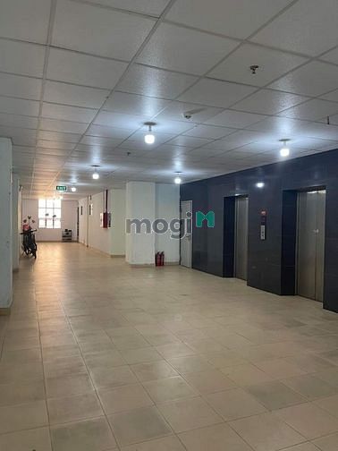 Bán nhanh căn hộ chung cư phố Chùa Láng, Đống Đa, 2 ngủ, sổ đỏ.