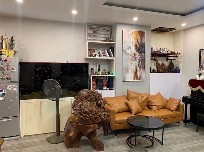 Cần bán căn chung cư Skyligt Minh Khai tầng 8, 105m2, giá 5.5 tỷ