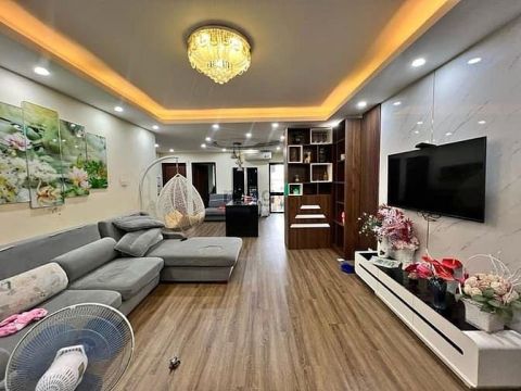 Bán căn hộ chung cư Nguyễn Chí Thanh, Đống Đa, lô góc, 133m, giá 8tỷ2