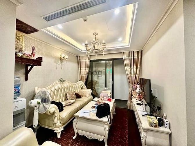 Giảm Tụt Quần ‼ Em Cần Bán Nhanh Căn Chung Cư 72m Tòa HC Golden City