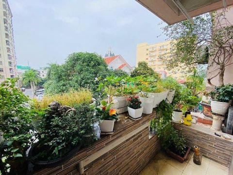 Bán căn hộ gần Văn Cao - Liễu Giai 87m2 - 3 Bước ra Hồ Tây - Oto đỗ