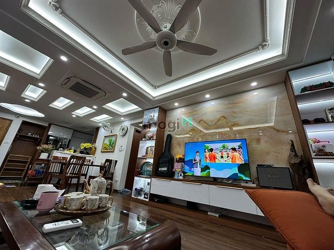 Bán căn hộ Duplex Maradin Hoàng Minh Giám , diện tích:266 m2