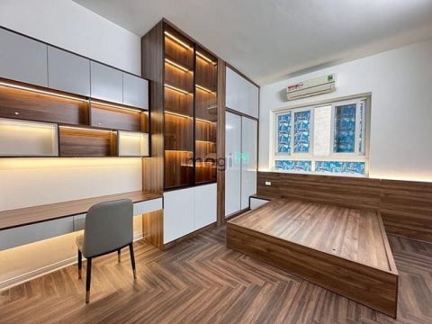 Bán căn hộ CC Trung tâm Thanh Xuân, Lô góc, ở luôn, Dt 108m Giá 6.15tỷ