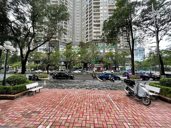 Bán căn hộ CC cao cấp Hoàng Đạo Thúy, Full nội thất,Dt 153m Giá 9.05t