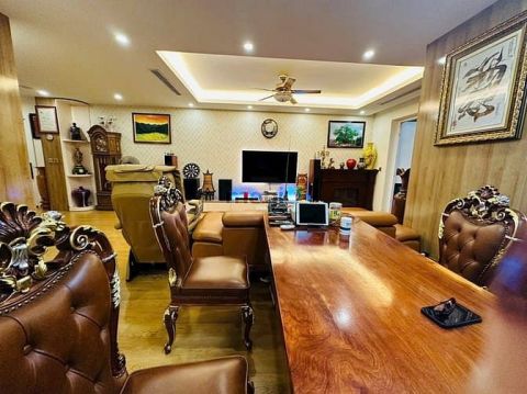 Bán CHCC tòa M3 - M4 Nguyễn Chí Thanh. 130m2, 3PN, 2WC, 7.75 tỷ( TL)