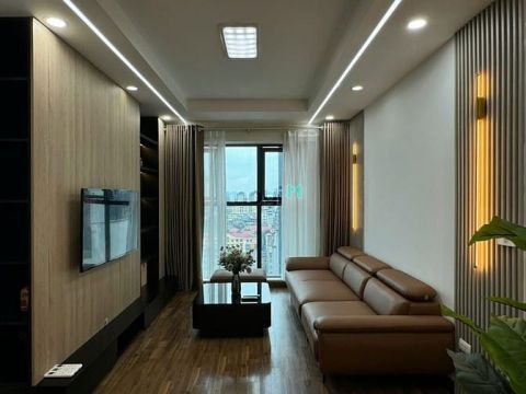"Bán căn hộ chung cư 120m2 mặt đường Trung Kính 4PN, giá 7,3tỷ
