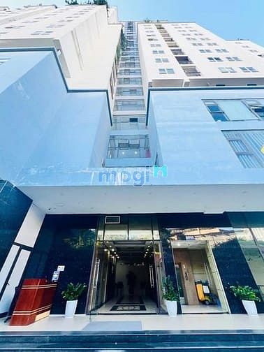 Bán căn hộ tầng 21 Chính Kinh, sổ đỏ 235m2,5 phòng ngủ, 12.3 tỷ