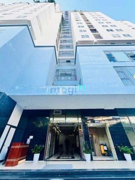 Bán căn hộ tầng 21 Chính Kinh, sổ đỏ 235m2,5 phòng ngủ, 12.3 tỷ