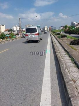 Bán đất phố Bắc Biên Ngọc Thụy, 90m2, mt 5m- 8.4 tỷ, 10m ô tô tránh