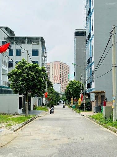 Bán đất DT 200m2. Sổ đỏ pháp lý rõ ràng, khu TĐC Phú Cát Thạch Hoà