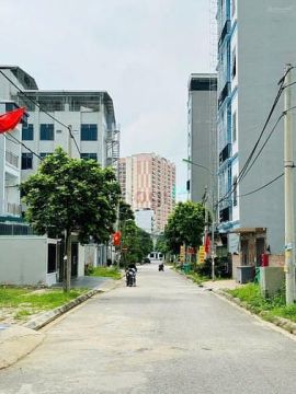 Bán đất DT 200m2. Sổ đỏ pháp lý rõ ràng, khu TĐC Phú Cát Thạch Hoà