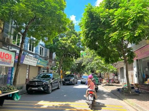 Bán đất khu 918 sân golf Long Biên vỉa hè 3 oto tránh khuôn tiền 11 ty