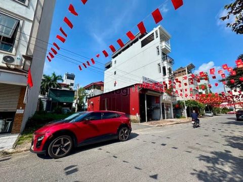 Lô đất mặt phố Kinh doanh khu TĐC 31ha Trâu Quỳ, Vỉa hè dt 140m2 - 1x