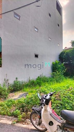 Đa Tốn Ngọc Động 100m MT 5,5m - Ngõ Thoáng ô tô vào -Dân Cư Văn Minh