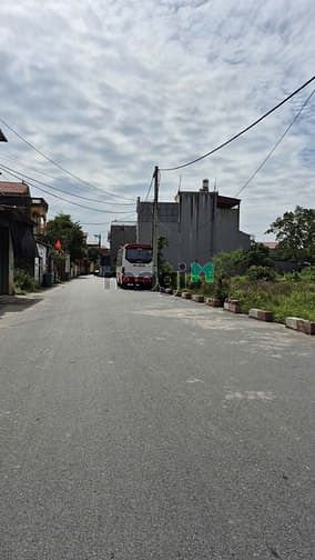 Chính chủ bán 61m2 đất MT 4,2m p. Xuân Lâm, đường nhựa ô tô thông, KD