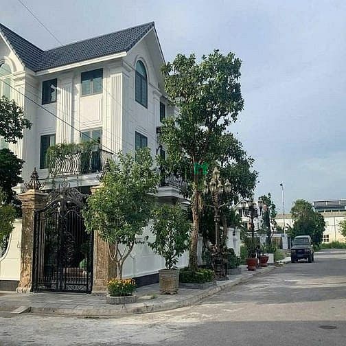 Bán đất nền Hòa Lạc duy nhất 1 lô 100m2, lô góc ô tô tránh, chỉ 3.3 tỷ