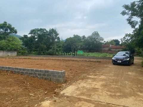 Cần tiền bán gấp lô đất sẵn sổ hồng tại thôn Nghe, xã Yên Bài , Hà Nội