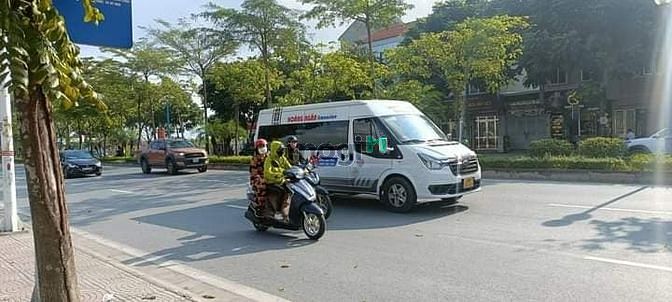 Hạ sập sàn - nhỉnh 50tr/m2 - Bán đất Thạch Bàn, Long biên - 60m