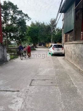 Ô tô đỗ cửa - 10m ô tô tránh - Bán đất Thạch Bàn, Long Biên