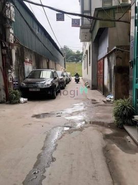 Ô tô tránh - 7 chỗ vào nhà - Ko Quy hoạch - Bán đất Tư Đình, Long Biên