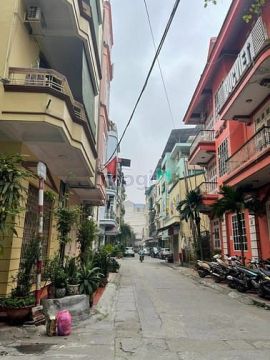 Bán mảnh đất siêu đẹp phố Minh Khai, Ô TÔ TRÁNH, lô góc, 47m2, 13.8 tỷ
