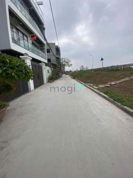 Bán đất nền mặt tiền thụy phương,ô tô vào đất,diện tích 57m2
