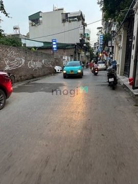 ĐẤT THỔ CƯ PHỐ TRẠM LONG BIÊN 73m đường 2 oto vào đất hơn 12 tỷ