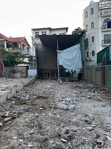 ĐẤT THỔ CƯ phố trạm long biên Ở ĐẸP,KINH DOANH ĐỈNH 100M MT 5,3 HƠN 15