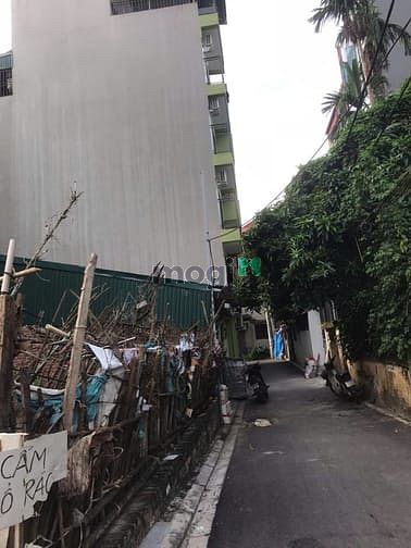 Bán lô góc 36.5m2 xóm 5 xã Đông Dư đường rộng 3,2m ô tô vào thoải mái