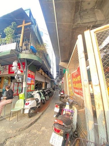 Bán nhà đất ngõ 72 Nguyễn Trãi.Dt 135m*Mt 11m.Giá 36 tỷ