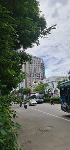 +Nguyễn Văn Cừ diện tích 416m2-C4- mặt tiền 8.1m giá chào 120 tỷ(đ