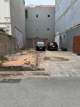 +Đức Giang-Long Biên. +Diện Tích 148,8m2 đất. +Mặt tiền: 8m +Giá chà