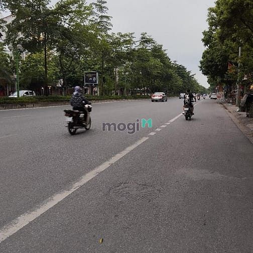 +Siêu Phâm-Mặt Phố -Ngô Gia Tư-Diện Tích 92M2 -C4-Mặt Tiền 4.5 M -giá