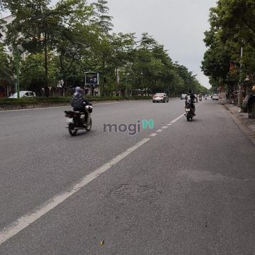+Siêu Phâm-Mặt Phố -Ngô Gia Tư-Diện Tích 92M2 -C4-Mặt Tiền 4.5 M -giá