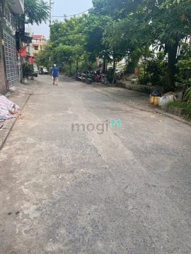 Bán nhà c4 ngõ 203 ngọc thuỵ 54m x 4,3 oto vào nhà giá 5 tỷ có tl.