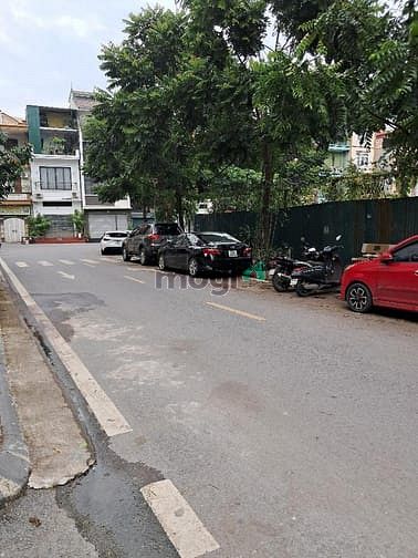 Bán nhà 5t ngõ 344 ngọc thuỵ, 62m 5m ra oto tránh, công năng, ở luôn