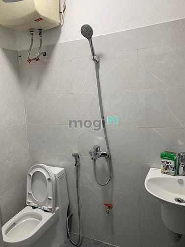 Bán nhà ngõ Hoàng Hoa Thám, giá 11.8 tỷ, gần 23m2x5T, KD được