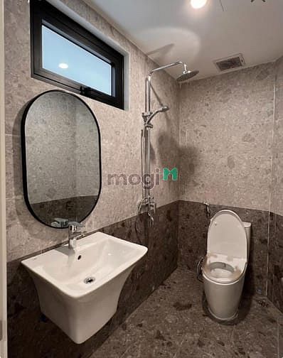Bán nhà MP Nguyễn Công Trứ, giá 12.5 tỷ, 15m2x6T, ô tô đỗ, KD tốt