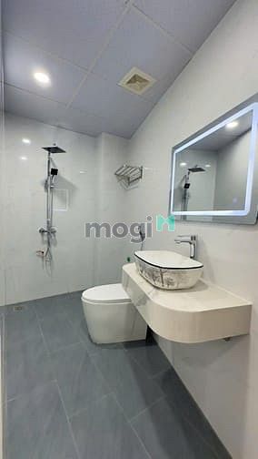 Bán nhà Gốc Đề Hoàng Mai dưới 10 tỷ, 41m2, 6PN, MT 9.8m, sát Minh Khai
