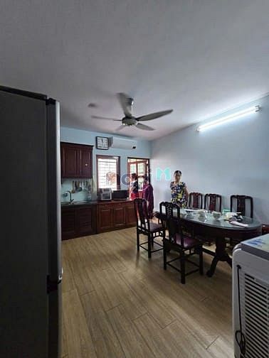 Nhà 83m2 trung tâm Lạc Trung, ngõ thông, tầng 1 thông sàn