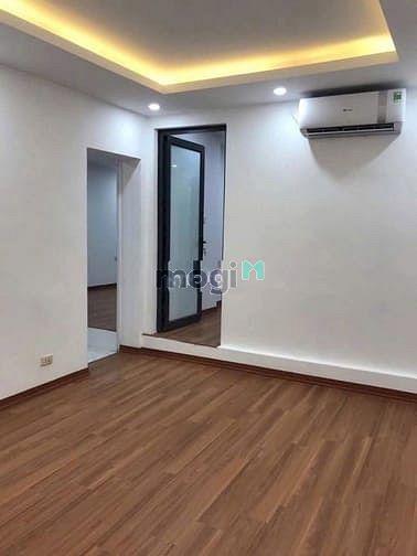 4,6 tỷ 2pn 1vs tầng 4 gần bệnh viện ĐH Y Hà Nội