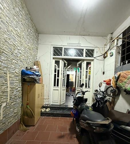 Nhà Đội Cấn – Cách ô tô 1 Nhà – Ngõ thông – 41M², 4 Tầng – Chỉ 10.2 tỷ