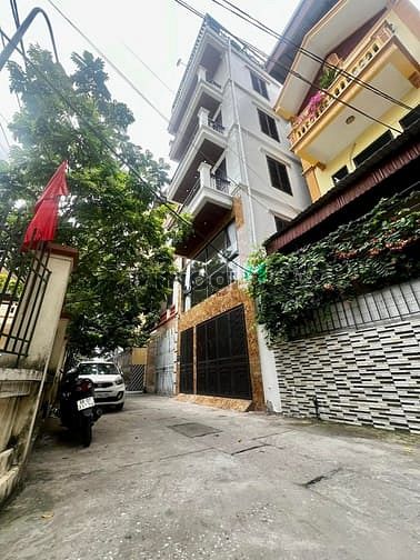 Bán gấp nhà đẹp Xuân Đỉnh - Ô TÔ ngủ trong nhà