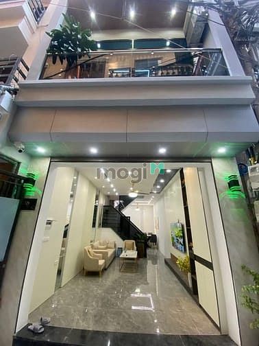 Nhà đẹp Hoàng Văn Thái - Ô TÔ TRÁNH